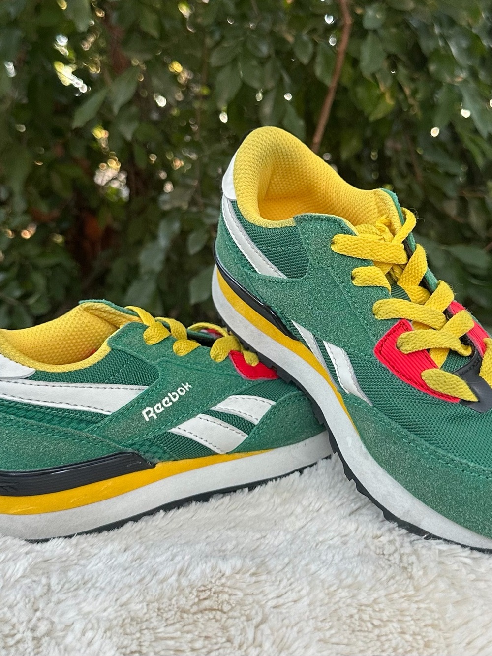 Reebok Kids - Spark Flash Green Retro Athletic Shoes